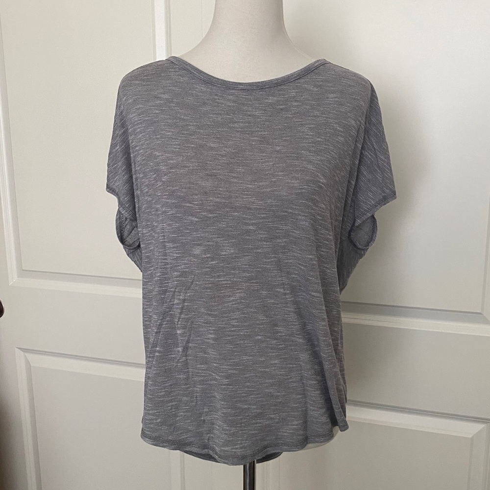 Flowy Batwing Open-Back Tunic Shirt
